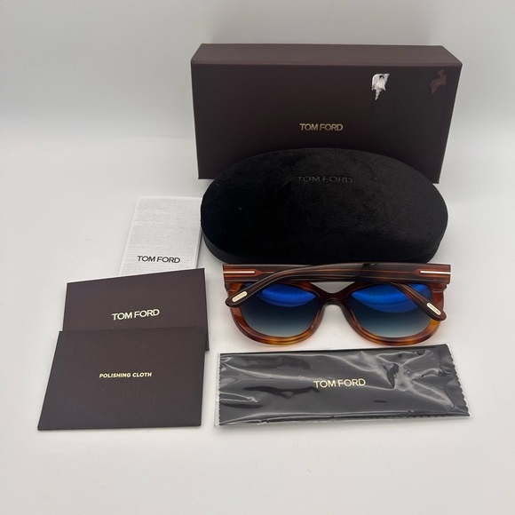 Tom Ford Alistair Sunglasses TF524 53W 56-16-140 Blonde Havana / Blue Shaded main image 10